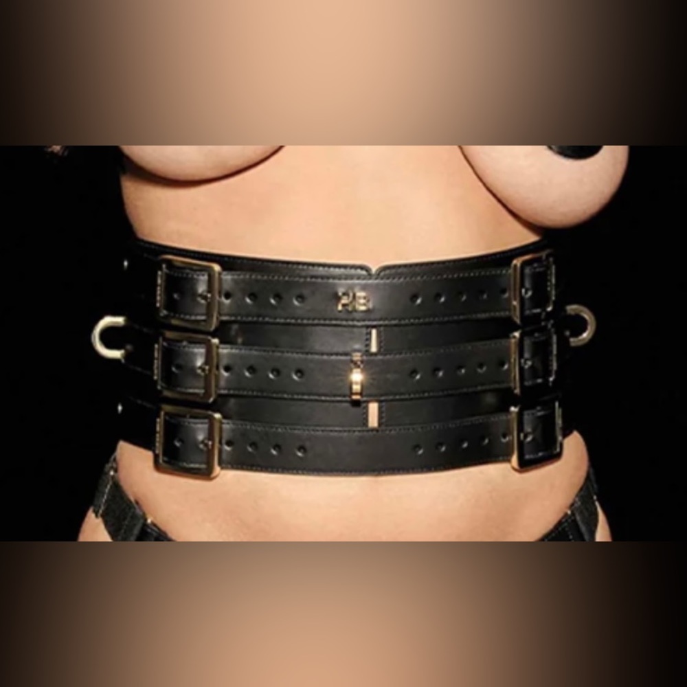 HONEY BIRDETTE 💋💋 FASHION FETISH
LEATHER PRO BELT ‼️‼️‼️p - Picture 10 of 14